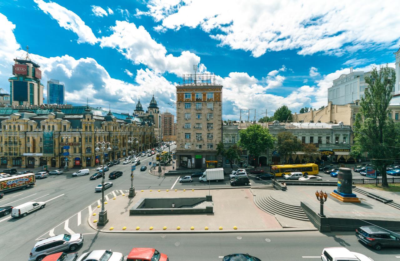 Two Bedroom Apartment On Kreschatik, Kyiv Center With Great View Exterior foto